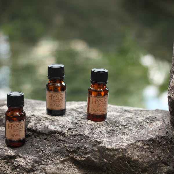 Oils & Extracts
